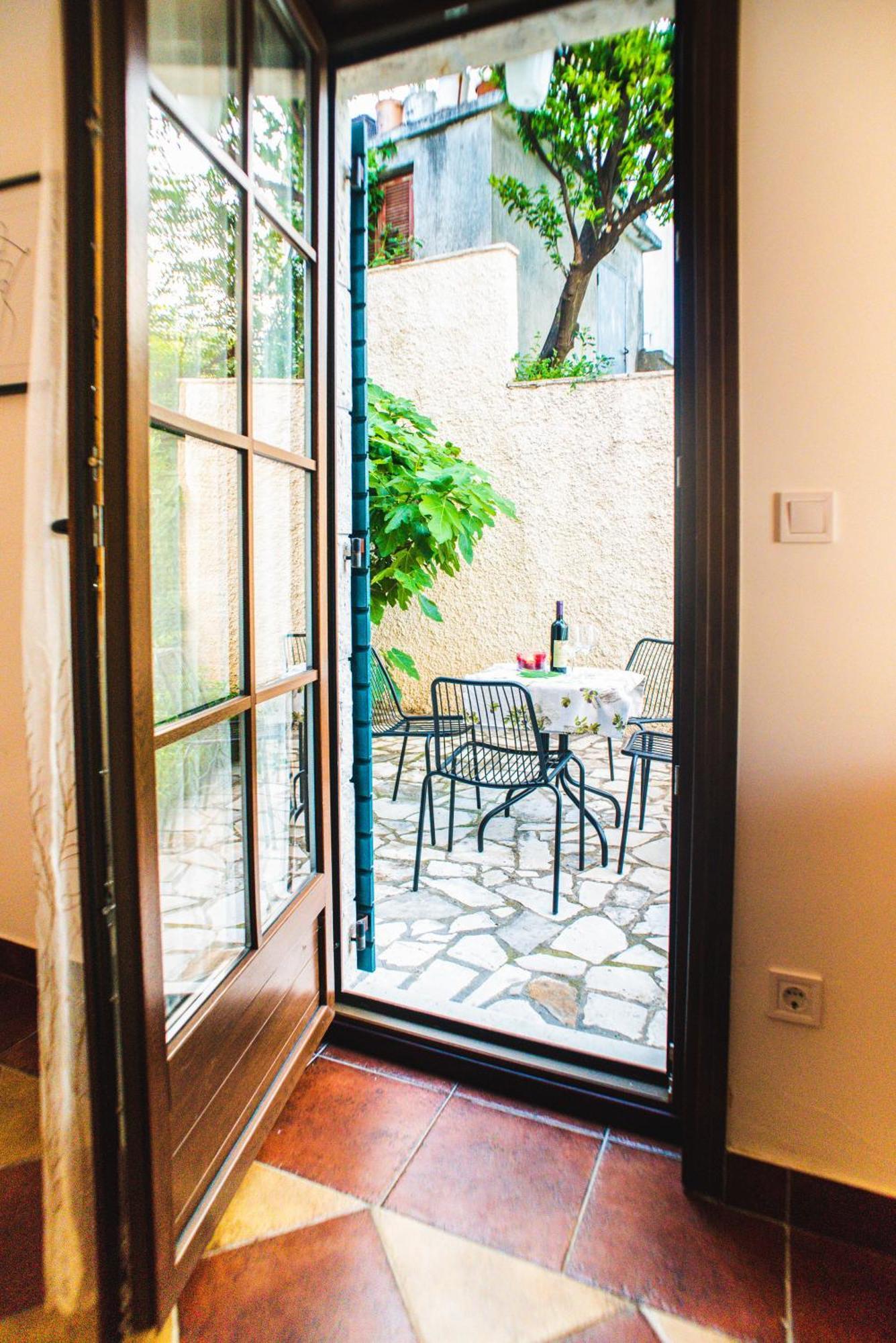 Villa Chantal Kotor Exterior photo